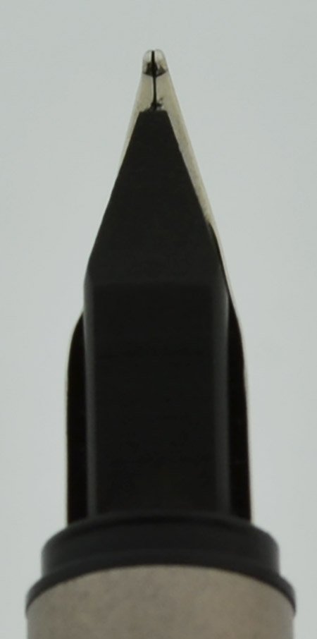 Montblanc Noblesse I Slim Line Fountain Pen - Brushed Steel